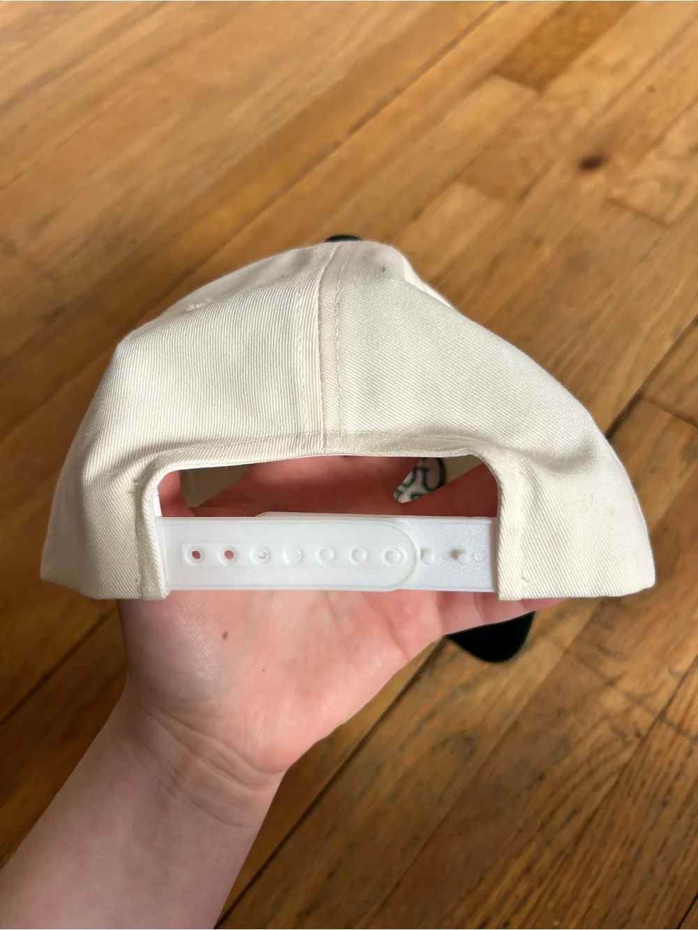 Irish Goodbye Expert Two-Tone Baseball Cap - White & Green - Picture 2 of 3